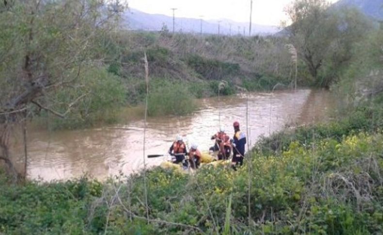 İzmir'de ot toplarken nehre düştü, kayboldu